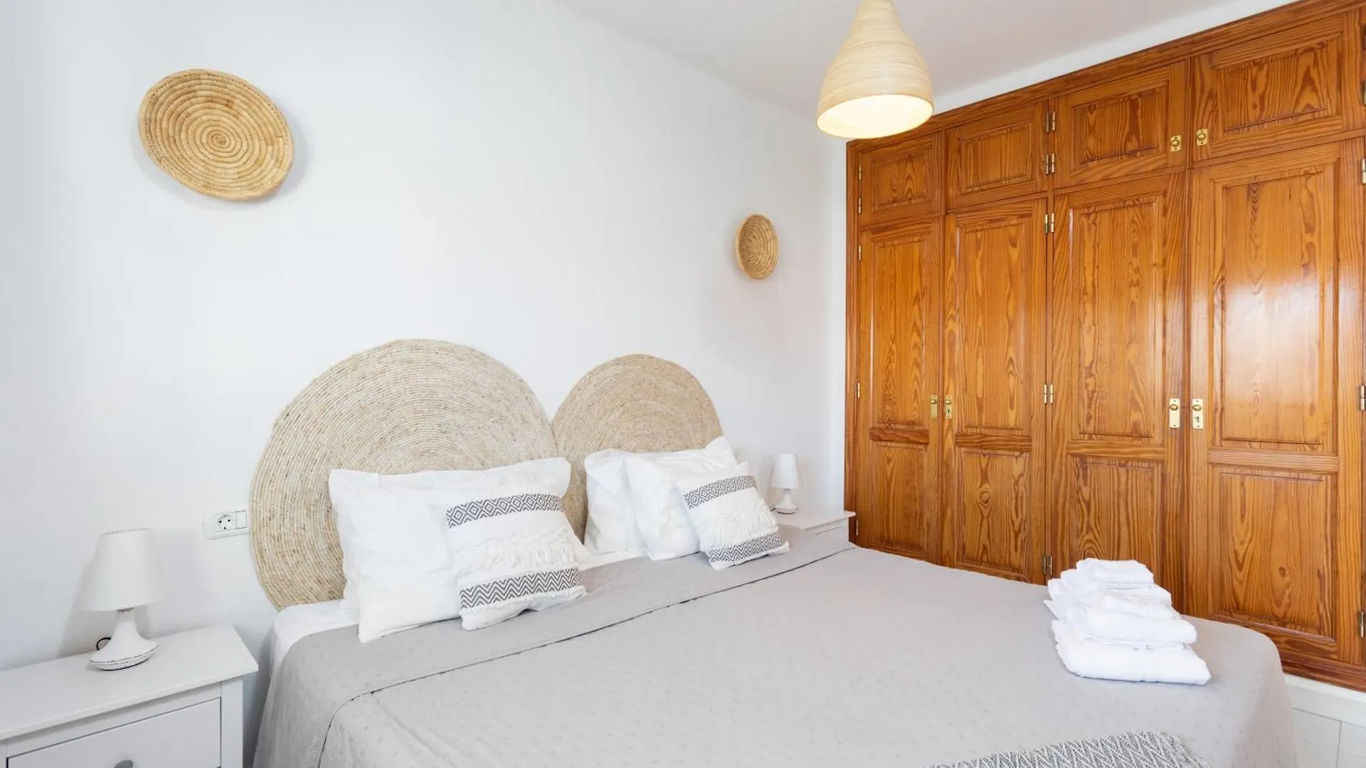 Home2Book Stylish Apt Pool & Terrace, Sand Club 산미겔데아보나 스페인